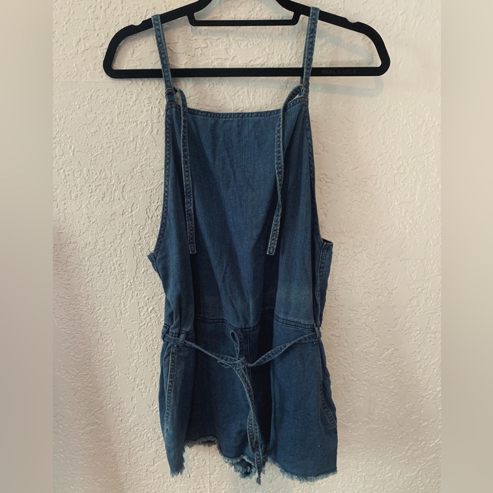 5 for $20!! Has pockets!